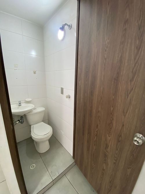Local en Arriendo en Boston, Medellín - Miniatura 2