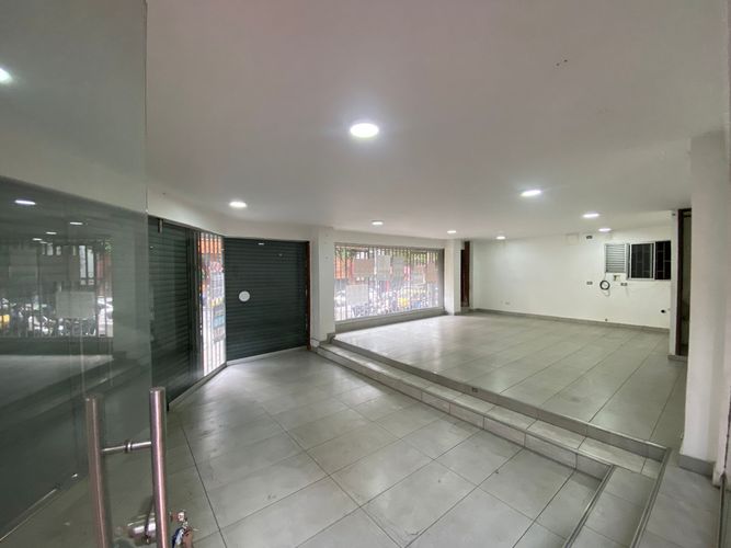Local en Arriendo en Boston, Medellín - Miniatura 3