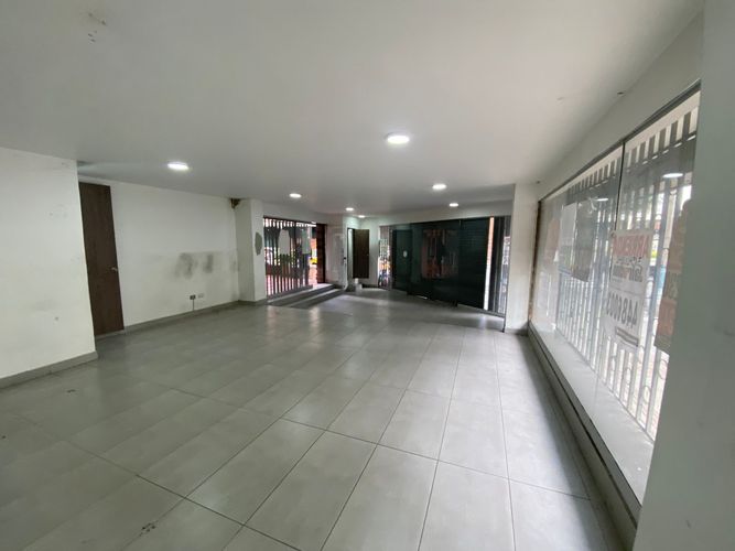 Local en Arriendo en Boston, Medellín - Miniatura 5