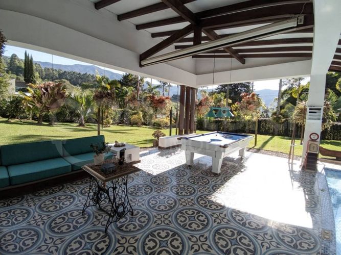 Casa en Arriendo en Loma del Escobero, Envigado - Miniatura 16