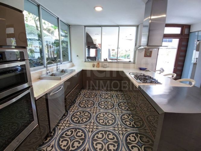 Casa en Arriendo en Loma del Escobero, Envigado - Miniatura 23
