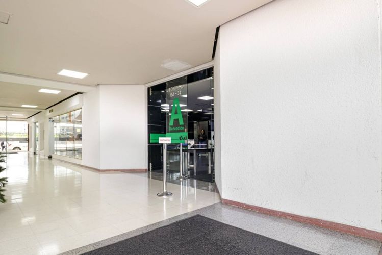 Oficina en  Arriendo en Chico norte, Bogotá - Miniatura 2