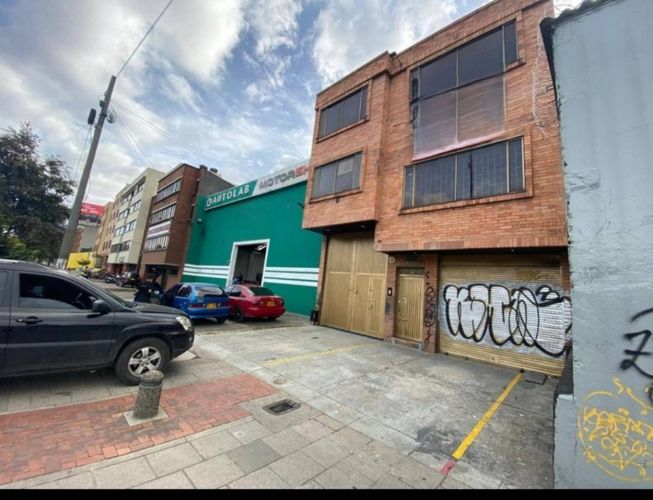 Edificio en  Arriendo en San miguel, Bogotá - Imagen 1