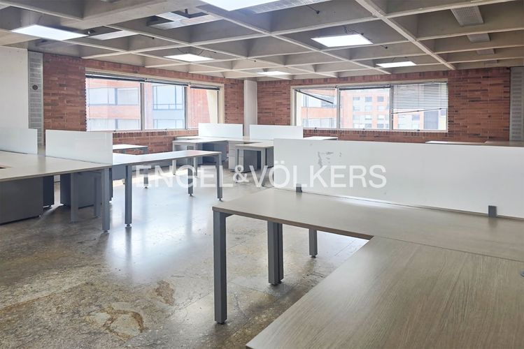 Oficina en  Arriendo en Chico norte, Bogotá - Imagen 1