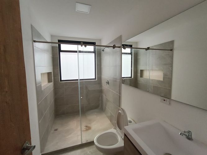 Finca en Arriendo en San isidro, Guarne - Miniatura 12