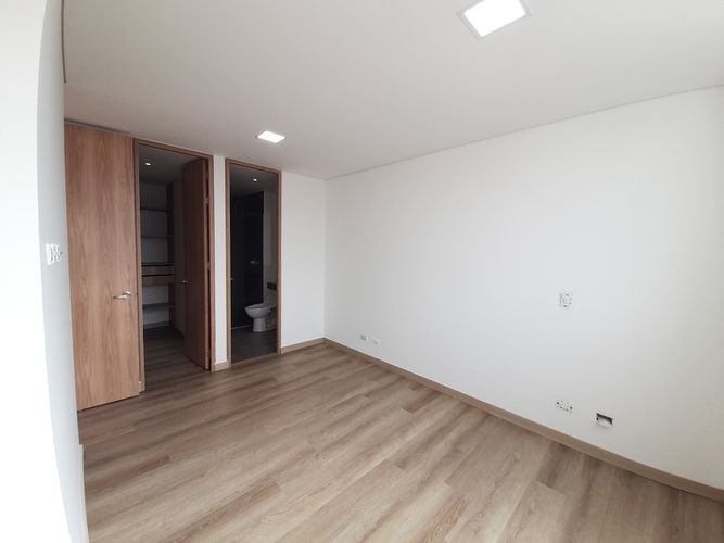 Apartamento en Venta en Los colores, Medellín - Miniatura 8