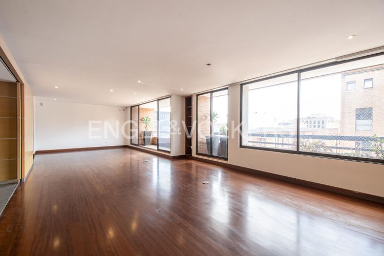 Apartamento en  Venta en El chico, Bogotá - Miniatura 3
