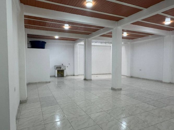 Local en Arriendo en Bajo sartenejo, Garzón - Miniatura 11