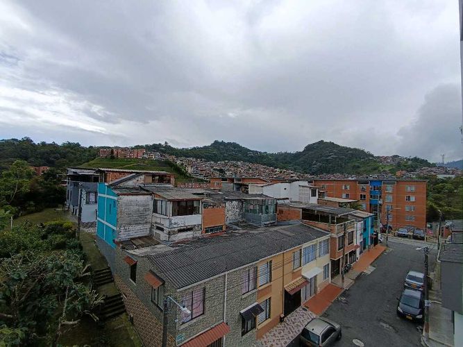 Apartamento en Venta en Villa del Rio, Manizales - Miniatura 16