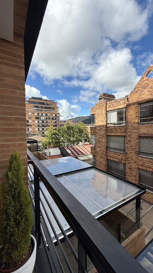 Apartaestudio en Arriendo en Chicó Alto, Bogotá - Miniatura 2