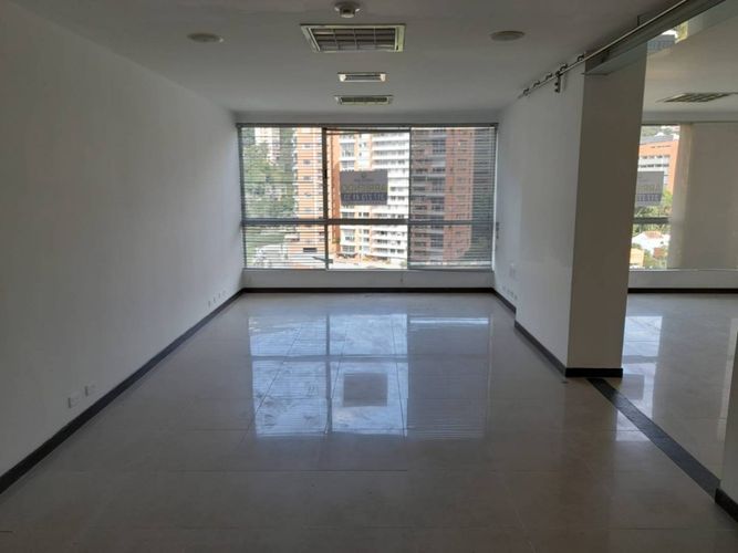 Oficina en Arriendo en El Poblado, Medellín - Miniatura 7