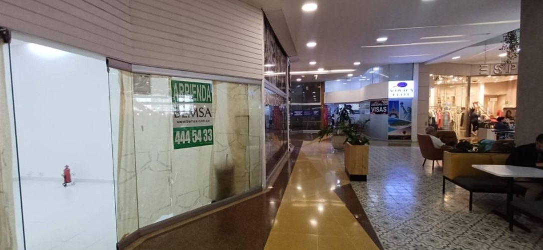 Local en Arriendo en El Poblado, Medellín - Miniatura 4