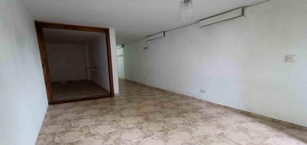 Apartamento en Arriendo en Av Paralela, Manizales - Miniatura 2