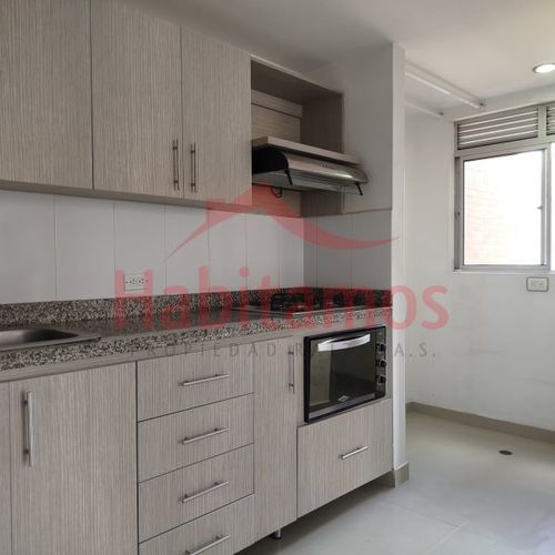 Apartamento en Arriendo en Las Lomitas, Sabaneta - Miniatura 4