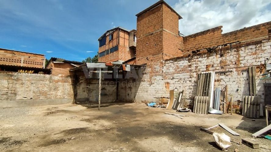 Parqueadero en Arriendo en Naranjal, Medellín - Miniatura 10