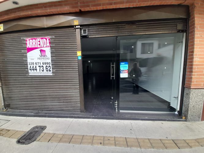 Local en Arriendo en Las Lomitas, Sabaneta - Miniatura 24