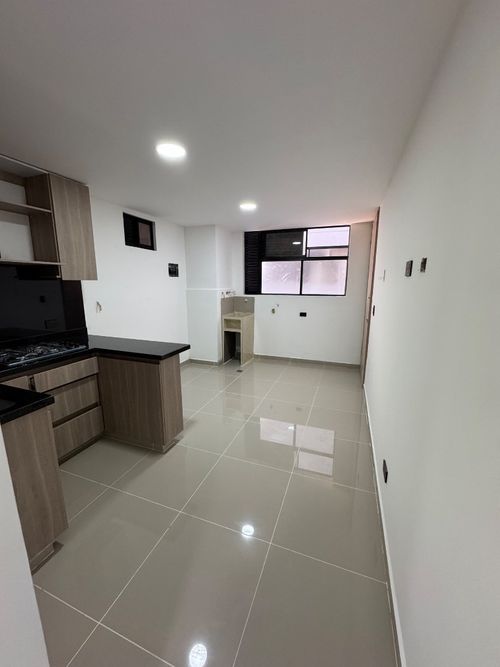 Apartaestudio en Arriendo en Los colores, Medellín - Miniatura 4