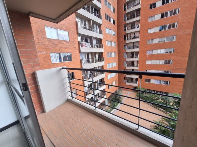 Apartaestudio en Arriendo en Bello - Miniatura 8