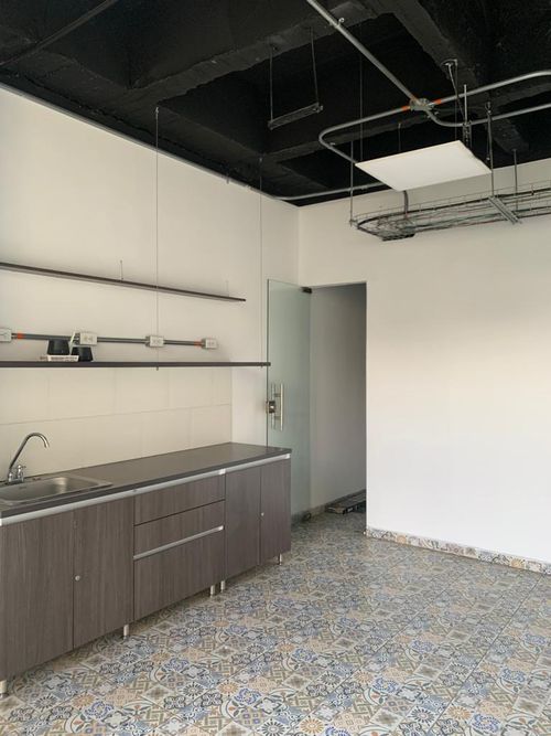 Oficina en Arriendo en El Poblado, Medellín - Miniatura 4