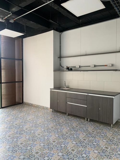 Oficina en Arriendo en El Poblado, Medellín - Miniatura 5