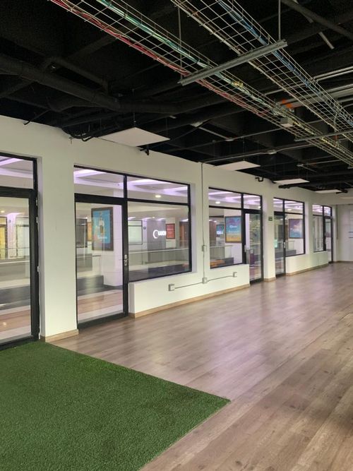 Oficina en Arriendo en El Poblado, Medellín - Miniatura 6