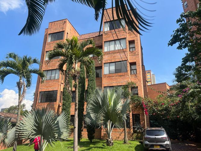 Edificio en Venta en La aguacatala, Medellín - Imagen 1