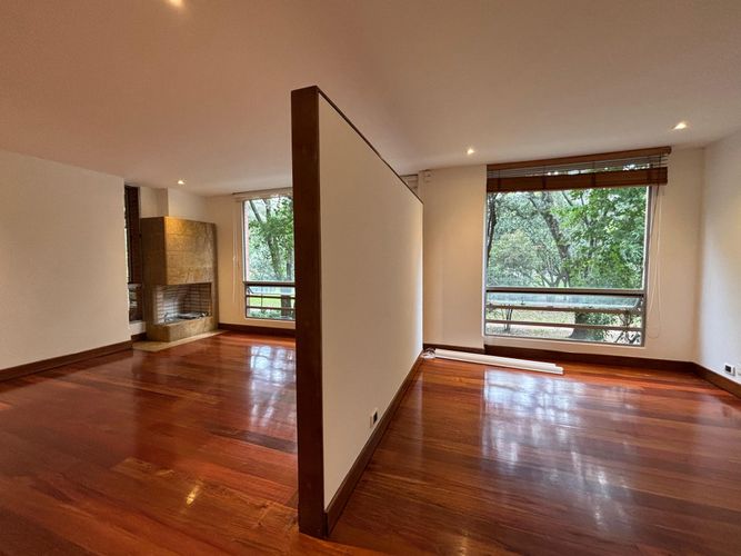 Apartamento en Arriendo en El Virrey, Bogotá - Imagen 1