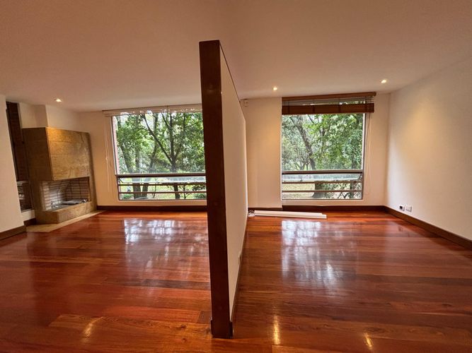 Apartamento en Arriendo en El Virrey, Bogotá - Miniatura 2