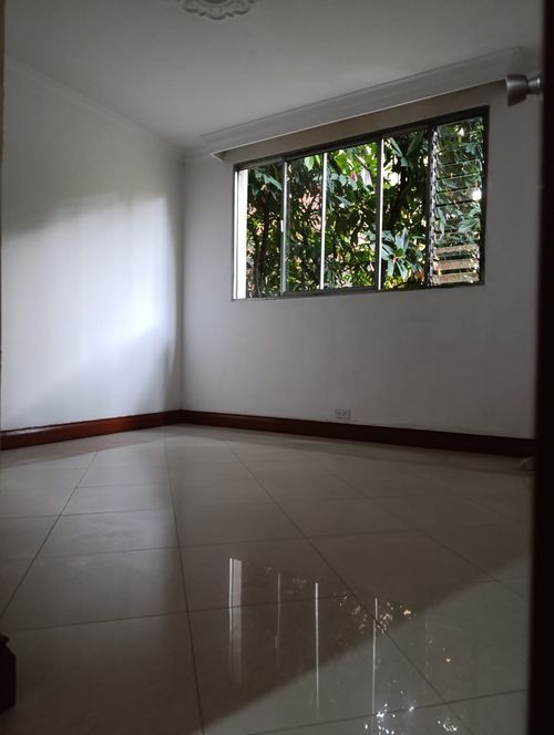 Casa en Arriendo en Belén, Medellín - Miniatura 2
