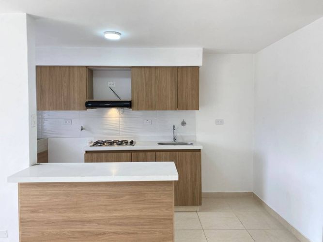 Apartamento en Arriendo en Ditaires, Itaguí - Miniatura 2