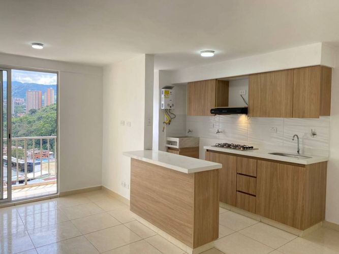Apartamento en Arriendo en Ditaires, Itaguí - Miniatura 4