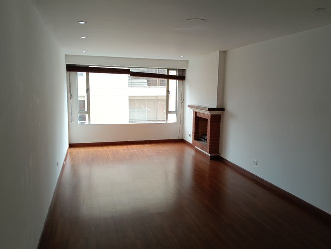 Apartamento en Arriendo en Santa Barbara, Bogotá - Miniatura 3