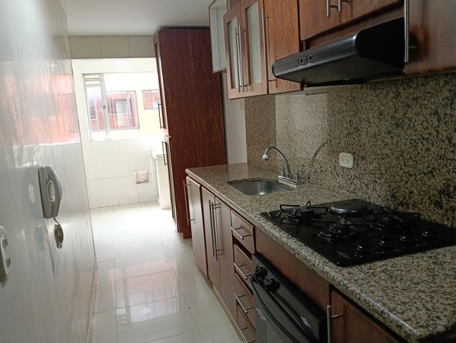 Apartamento en Arriendo en Santa Barbara, Bogotá - Miniatura 4