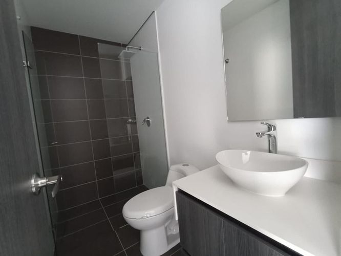 Apartaestudio en Arriendo en Ciudad del Río, Medellín - Miniatura 3