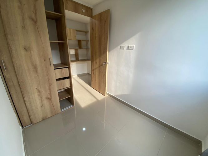 Apartamento en Arriendo en Loma de San Jose, Sabaneta - Miniatura 4