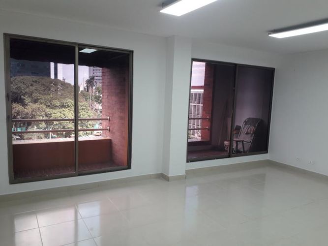 Oficina en  Arriendo en Centenario, Cali - Miniatura 6