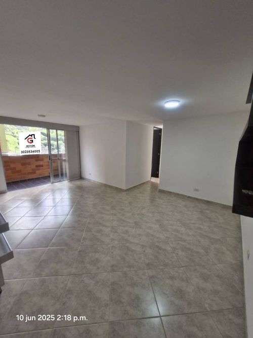 Apartamento en Arriendo en Calasanz, Medellín - Miniatura 4