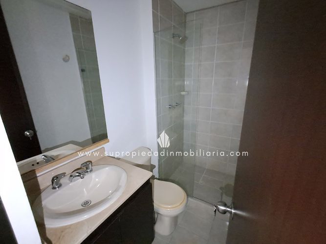 Apartamento en Arriendo en El Poblado, Medellín - Miniatura 8