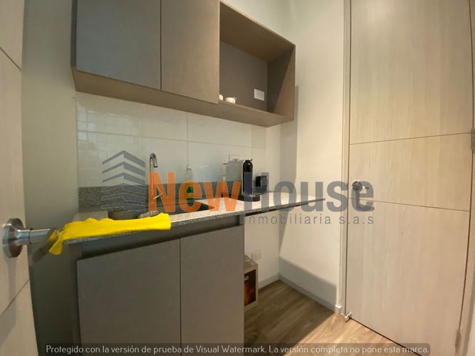 Oficina en Arriendo en El Poblado, Medellín - Miniatura 3