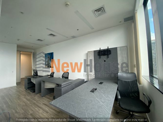 Oficina en Arriendo en El Poblado, Medellín - Miniatura 4