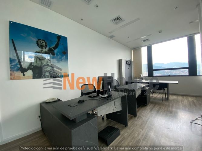 Oficina en Arriendo en El Poblado, Medellín - Miniatura 6