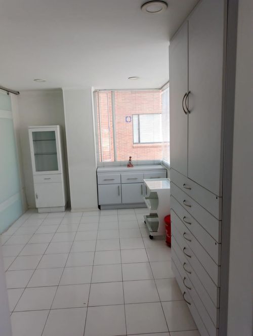 Oficina en Arriendo en Chapinero, Bogotá - Miniatura 2