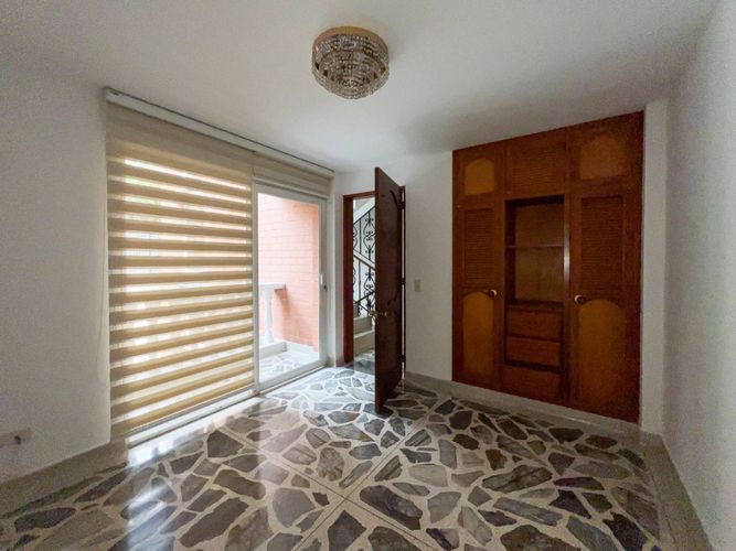Casa en Arriendo en Zuñiga, Medellín - Miniatura 9