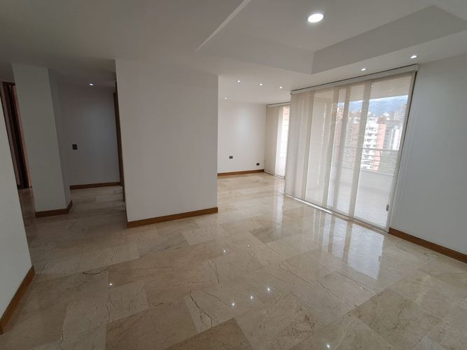 Apartamento en Arriendo en El Poblado, Medellín - Miniatura 8