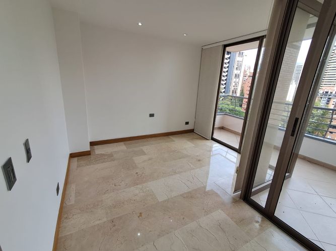 Apartamento en Arriendo en El Poblado, Medellín - Miniatura 9