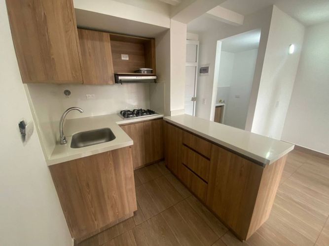 Apartamento en Arriendo en Pajarito, Medellín - Imagen 1