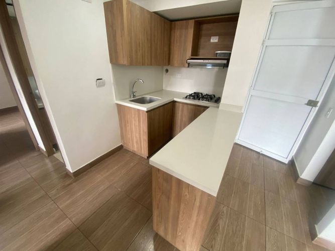 Apartamento en Arriendo en Pajarito, Medellín - Miniatura 3