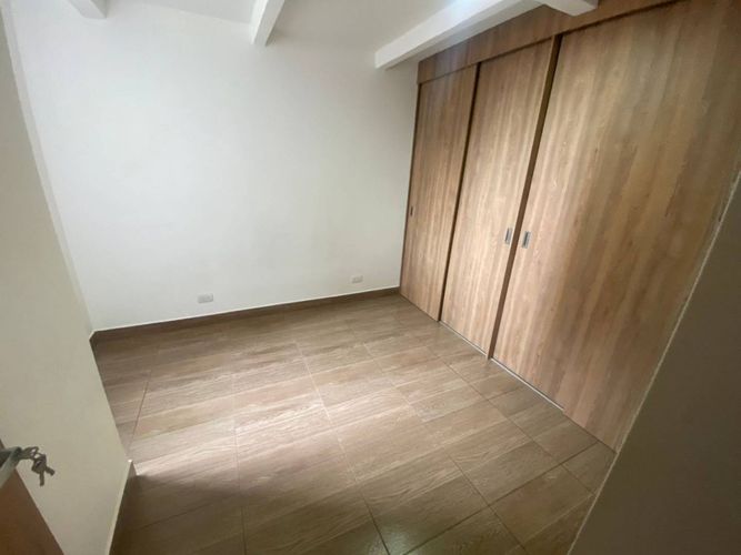 Apartamento en Arriendo en Pajarito, Medellín - Miniatura 8