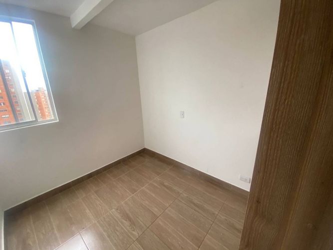 Apartamento en Arriendo en Pajarito, Medellín - Miniatura 11