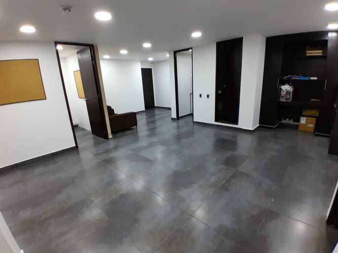 Oficina en Arriendo en Chico norte, Bogotá - Miniatura 3